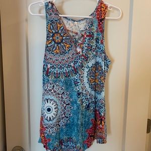 NEW! Pattern Print V-Neck Tank Top, Medium